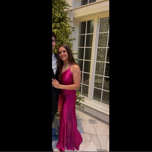 formal dress! (Magenta color) around size 6/8 - Picture 3 of 4